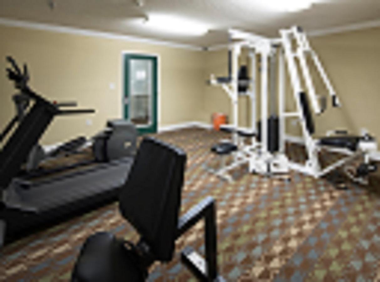 Intown Suites Extended Stay Marietta Ga - Town Center เคนเนซอร์ ภายนอก รูปภาพ